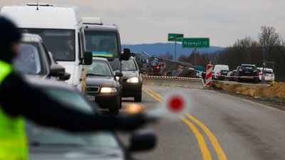 українсько-польський пункт пропуску в Медиці, Польща, кордон