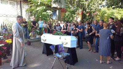 У Кременчуці попрощалися із Оксаною Пирхало, яка загинула через ракетний обстріл ТЦ