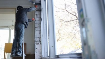 У Дніпрі від початку повномасштабного вторгнення через ракетні удари пошкоджено понад 20 освітніх закладів