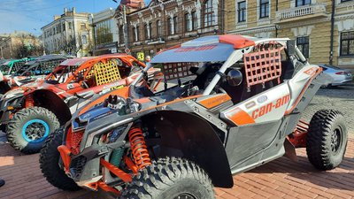 У Кропивницький з'їхались учасники чемпіонату України з гонок на квадроциклах У Кропивницький з'їхались учасники чемпіонату України з гонок на квадроциклах