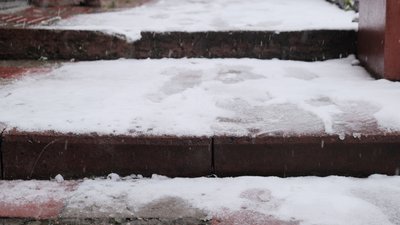 Скільки цьогоріч у січні було звернень до травмпункту Чернівців через погоду