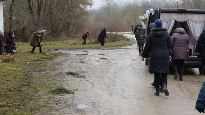 На Тернопільщині попрощалися із загиблим військовослужбовцем На Тернопільщині попрощалися із загиблим військовослужбовцем