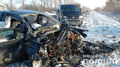 У потрійному ДТП на Харківщині загинув чоловік, ще четверо травмувалися