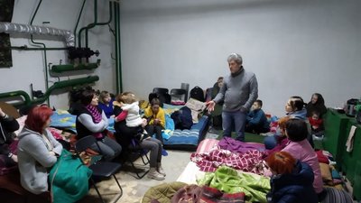 Понад 40 днів в облозі: як рятували колекцію Чернігівського історичного музею Понад 40 днів в облозі: як рятували колекцію Чернігівського історичного музею