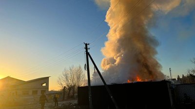 Пожежа внаслідок обстрілу Куп'янська на Харківщині. 25 січня, 2023. Фото: Олег Синєгубов
