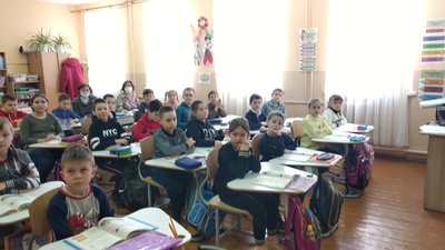 Ужгородські учні повернулися на навчання до шкіл Ужгородські учні повернулися на навчання до шкіл