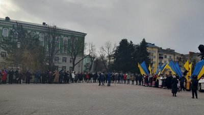 На межі Тернопільщині розпочалися акції до Дня соборності України На межі Тернопільщині розпочалися акції до Дня соборності України