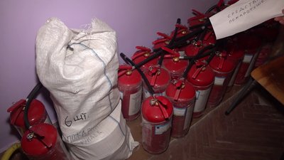 Вогнегасники у вахтера та зачинені запасні виходи. Суспільне перевірило гуртожиток Харківського політеху