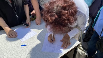 В Полтаві протестували лікарі 3-ї поліклініки В Полтаві протестували лікарі 3-ї поліклініки