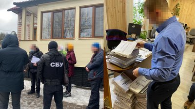 Посадовці лісгоспів з Луганщини та Харківщини організували корупційну схему на десятки мільйонів