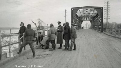 Автомобільний міст через Десну у Чернігові: від дерев’яного до підірваного авіацією Автомобільний міст через Десну у Чернігові: від дерев’яного до підірваного авіацією