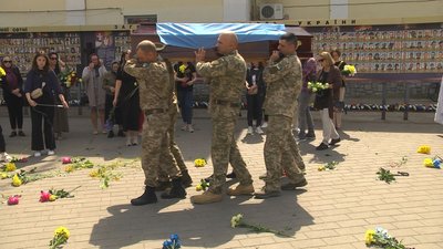 У Луцьку попрощалися з загиблим бійцем Маркіяном Нагорнюком