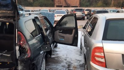 Пожежа в Кривому Розі пошкодила шість легкових автомобілів