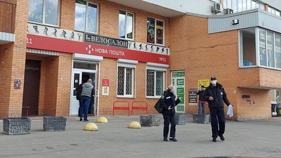 У Харкові перевіряють інформацію про вибухівку у відділеннях "Нової пошти"