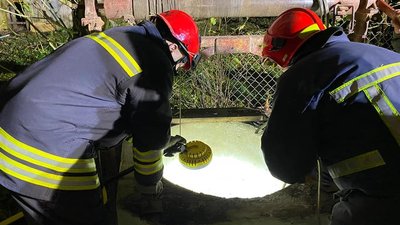 Рівненщина: із колодязя дістали тіло 40-річного чоловіка