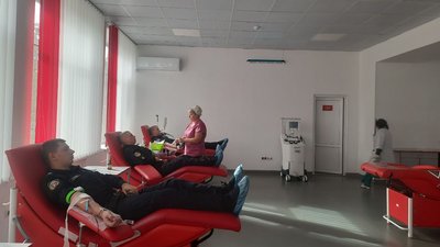 У Вінниці курсанти харківського вишу здали кров для оборонців У Вінниці курсанти харківського вишу здали кров для оборонців