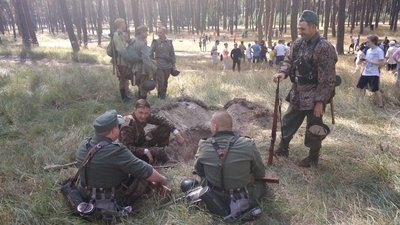 У Сумах показали реконструкцію бою за визволення міста у Другій світовій У Сумах показали реконструкцію бою за визволення міста у Другій світовій