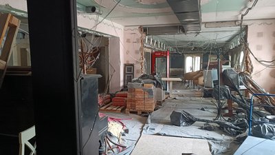 Руйнування у приміщенні готелю, Миколаїв, 28 квітня 2024 року Руйнування у приміщенні готелю, Миколаїв, 28 квітня 2024 року