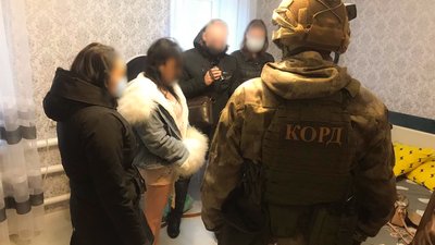 Продавала неіснуючі речі. На Кіровоградщині затримали інтернет-шахрайку