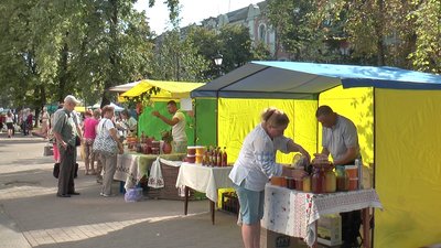 Учасники фестивалю «Свято меду» Учасники фестивалю «Свято меду»