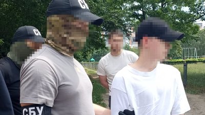 старлін у луцьку , лучанин реєстрував старлінки для росіян