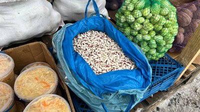 Продукти, які входять до борщового набору Продукти, які входять до борщового набору