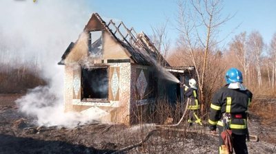 На Волині вигоріли 85 гектарів сухої трави. Ліквідували чотири пожежі у житлових будинках На Волині вигоріли 85 гектарів сухої трави. Ліквідували чотири пожежі у житлових будинках