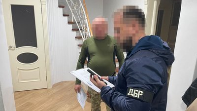 Заступнику командира вручили підозру