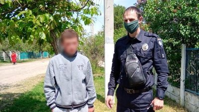 Правоохоронці Херсонщини повернули двох неповнолітніх родинам Правоохоронці Херсонщини повернули двох неповнолітніх родинам