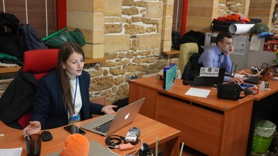 Херсон волонтери Справжні Херсон волонтери Справжні