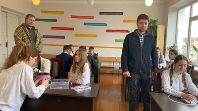 Ветеран з Тернопільщини створив платформи для навчання дітей робототехніці