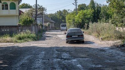 Згідно з інформацією департаменту житливо-комунального господарства, вартість ремонту Рівненської складає майже 50 мільйонів гривень Згідно з інформацією департаменту житливо-комунального господарства, вартість ремонту Рівненської складає майже 50 мільйонів гривень