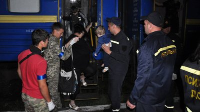 Під час обов'язкової евакуації з Донецької області Кіровоградщина прийняла до 1400 людей Під час обов'язкової евакуації з Донецької області Кіровоградщина прийняла до 1400 людей