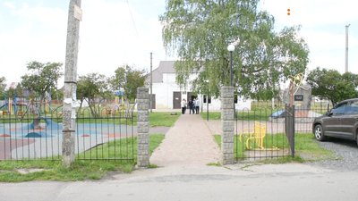 Будівля центру "Водограй", в якому впроваджують проєкт "Мама на годину"
