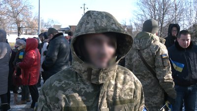 На Запоріжжі попрощалися з бійцем полку "Азов" Артемом Рашевським На Запоріжжі попрощалися з бійцем полку "Азов" Артемом Рашевським
