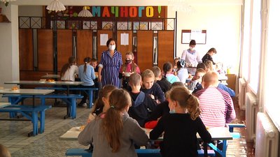 На Житомирщині у шкільних їдальнях Чуднівської громади частково впроваджують складові нового меню