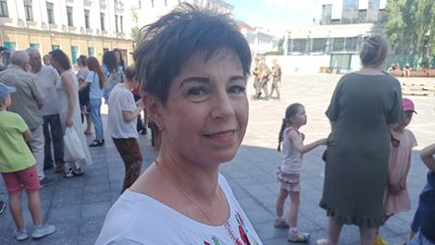 "Віват, ліцей 25" – у Житомирі на Михайлівській провели благодійну акцію "Віват, ліцей 25" – у Житомирі на Михайлівській провели благодійну акцію