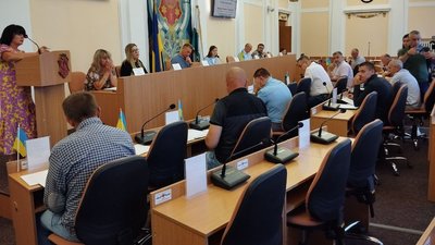 Виконком у Полтаві погодив встановлення чотирьох меморіальних дощок