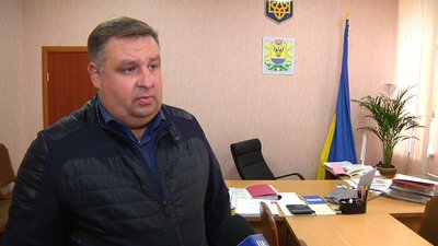На Житомирщині для ремонту даху Чуднівської лікарні потрібно півтора мільйони гривень На Житомирщині для ремонту даху Чуднівської лікарні потрібно півтора мільйони гривень