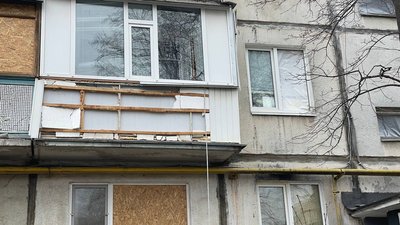 Майже 200 заяв про пошкоджене майно за добу надійшло в оперативний штаб від мешканців вулиці Харківська у Сумах Майже 200 заяв про пошкоджене майно за добу надійшло в оперативний штаб від мешканців вулиці Харківська у Сумах