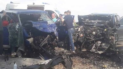 На Тернопільщині зіткнулися автомобіль та мікроавтобус: у ДТП загинув чоловік