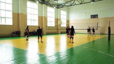 "Тренуються п'ять разів на тиждень": волейболістки з Вінниччини беруть участь у Чемпіонаті України "Тренуються п'ять разів на тиждень": волейболістки з Вінниччини беруть участь у Чемпіонаті України