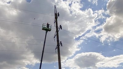 Ремонтні роботи на електромережах