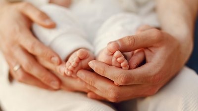334 дитини народилися на Донеччині за три місяці 2023 року. Які імена їм обирали батьки