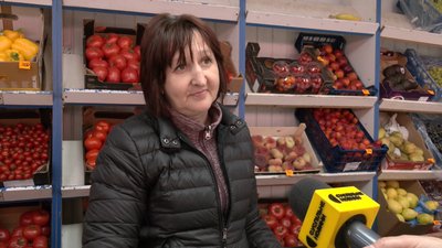 "Пережила приморозок, але вродила": як вирощують молоду картоплю на Волині та яка її ціна "Пережила приморозок, але вродила": як вирощують молоду картоплю на Волині та яка її ціна