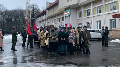 У Тернополі проходить смолоскипна хода пам'яті Степана Бандери У Тернополі проходить смолоскипна хода пам'яті Степана Бандери