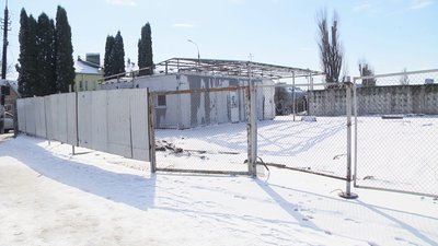 За словами контролера ринку, який займався переїздом, із 30 підприємців 15 з’їхали з ринку За словами контролера ринку, який займався переїздом, із 30 підприємців 15 з’їхали з ринку