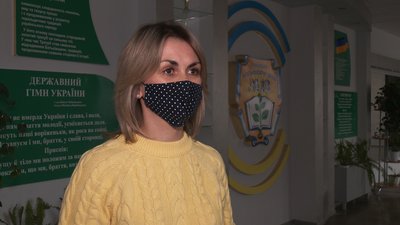 У Рівному розпочали приймати заяви у перші класи. Що для цього потрібно У Рівному розпочали приймати заяви у перші класи. Що для цього потрібно
