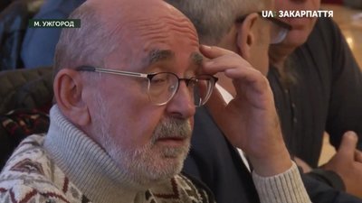 В малій залі Закарпатської ОДА відбулась зустріч із чорнобильцями