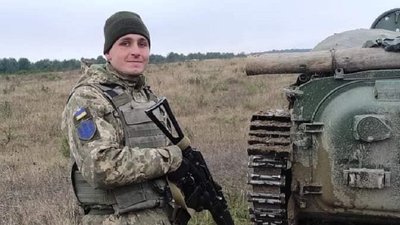 На Сумщині прощаються з загиблим в ООС Євгенієм Курасовим На Сумщині прощаються з загиблим в ООС Євгенієм Курасовим